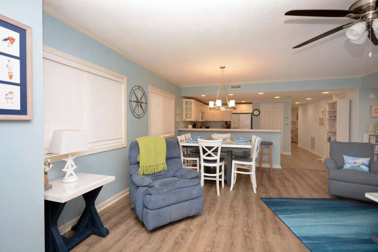 Surf Watch 101 -Living Room