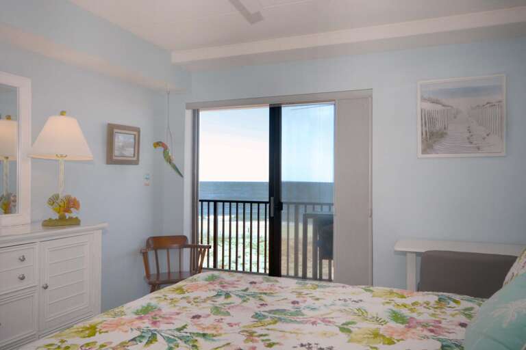 OCEAN-FRONT-KING-MASTER