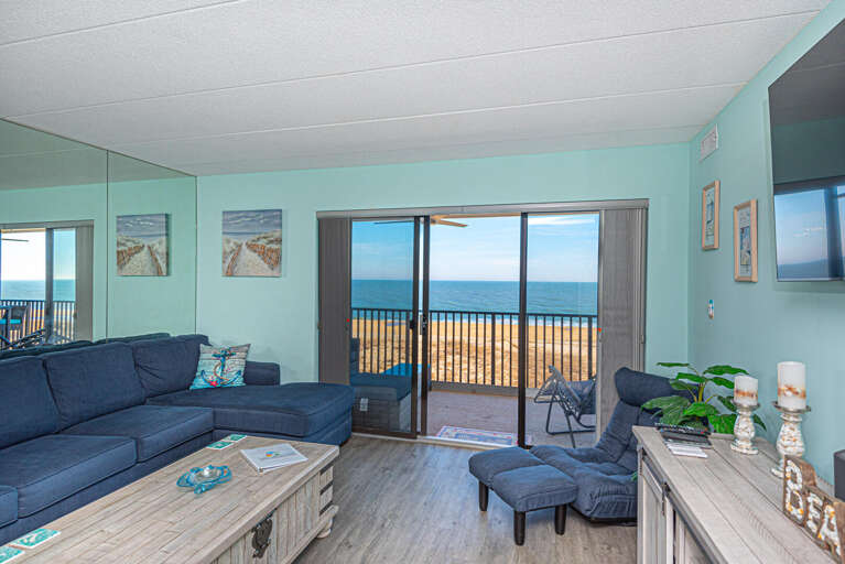 Mariner 3M- Living Room