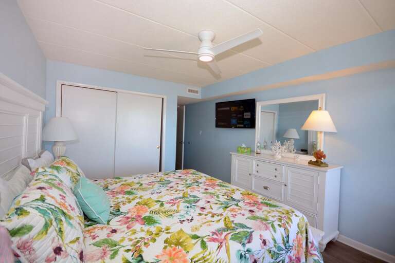 OCEANFRONT-KING-MASTER