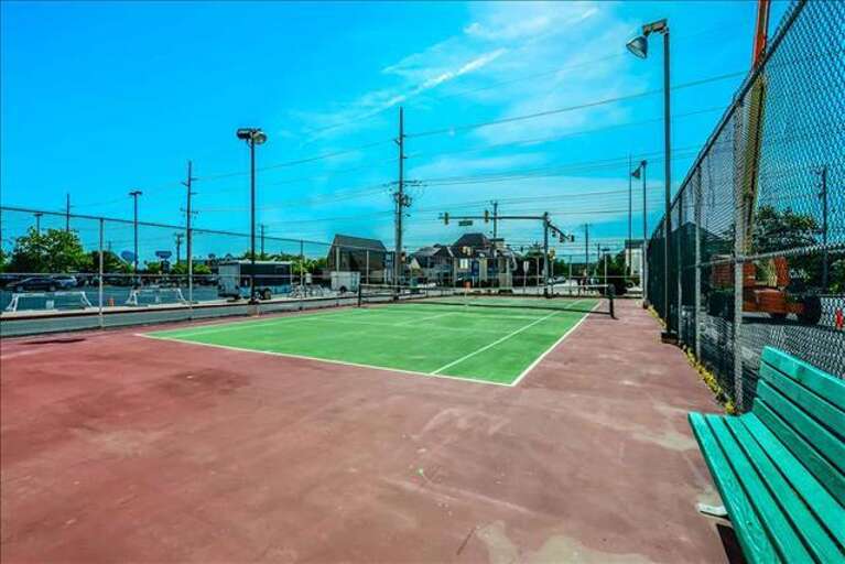 Tennis court