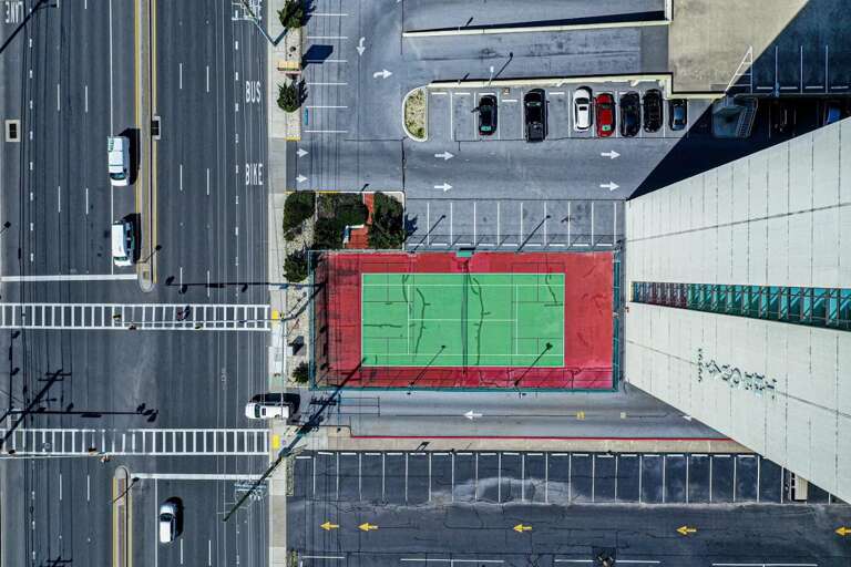 Tennis-Court Tennis-Court