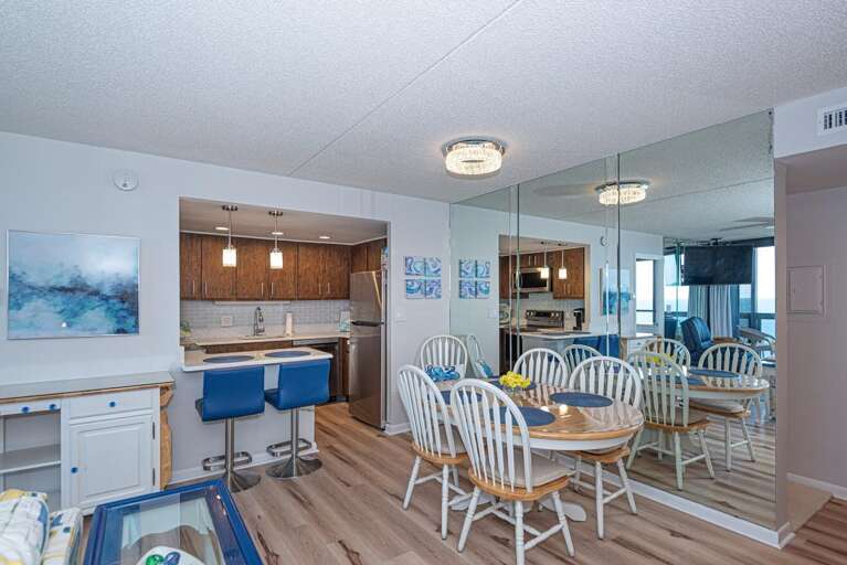 DINING-AREA DINING-AREA