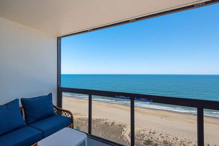 LIVING-BALCONY LIVING-BALCONY