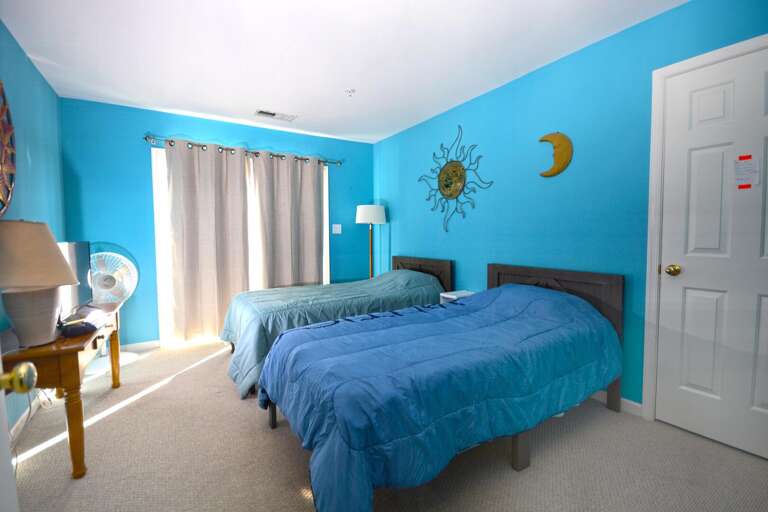 Loft-Bedroom-Two-Twins