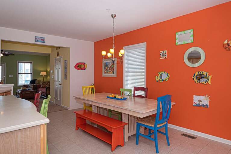 Sunset Island 7-Dining-Area