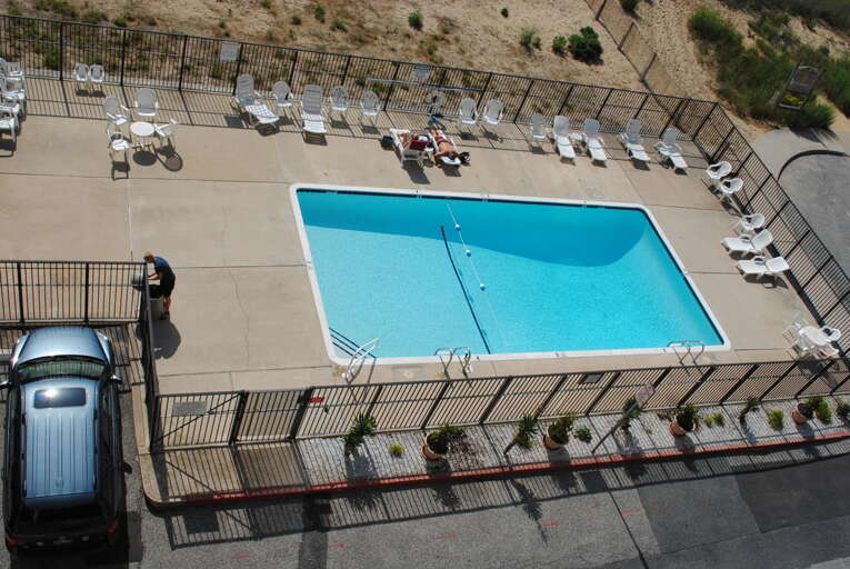 Pool Pool