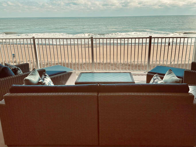 CALYPSO-402-BALCONY-VIEW