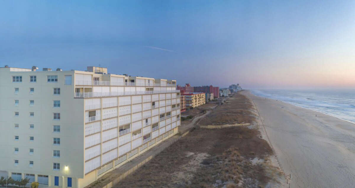 Calypso 402 Ocean City, MD Vacation Rental 2 Bedrooms, Sleeps 8