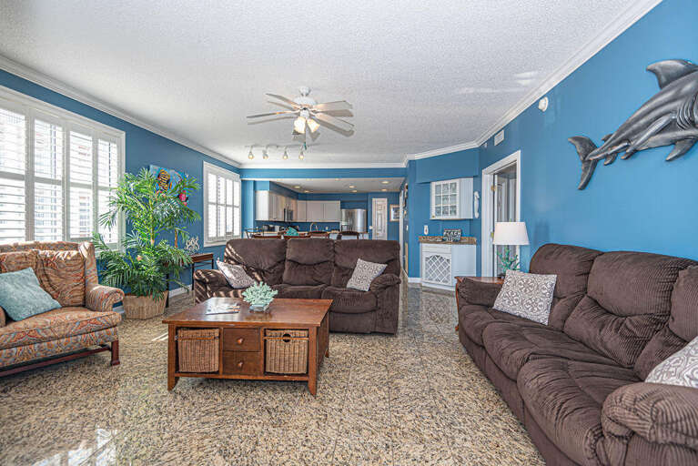 301-OCEANS-EDGE- OCEAN CITY-LIVING-AREA