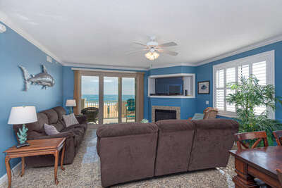 301-OCEANS-EDGE- OCEAN CITY-LIVING-AREA