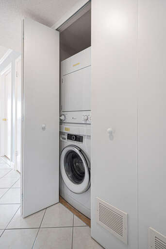 WASHER-DRYER
