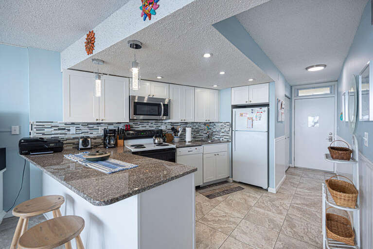 Antigua 1208 Kitchen