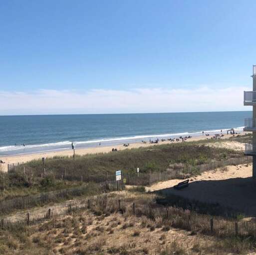 Diamond Head 312 - Balcony view