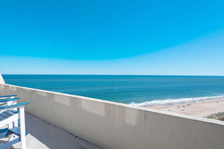 OCEAN-FRONT-BALCONY-VIEW