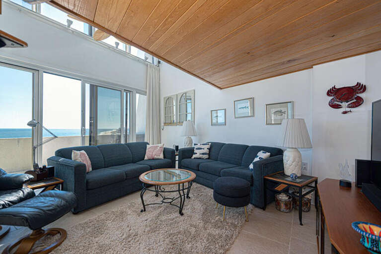 Living-Area-1306-Antigua