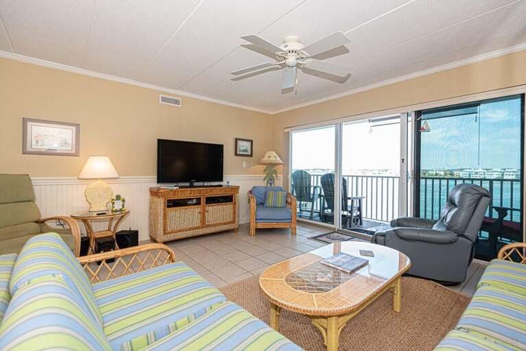 ASSATEAGUE HOUSE 302 Living Area