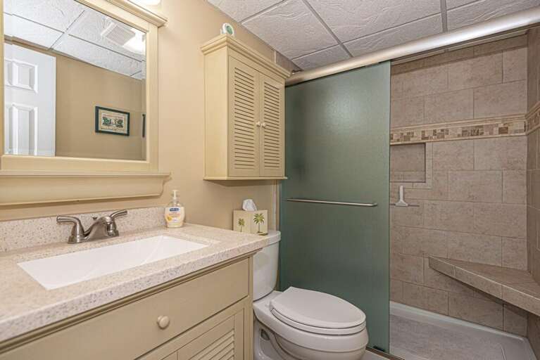 Master-Bathroom