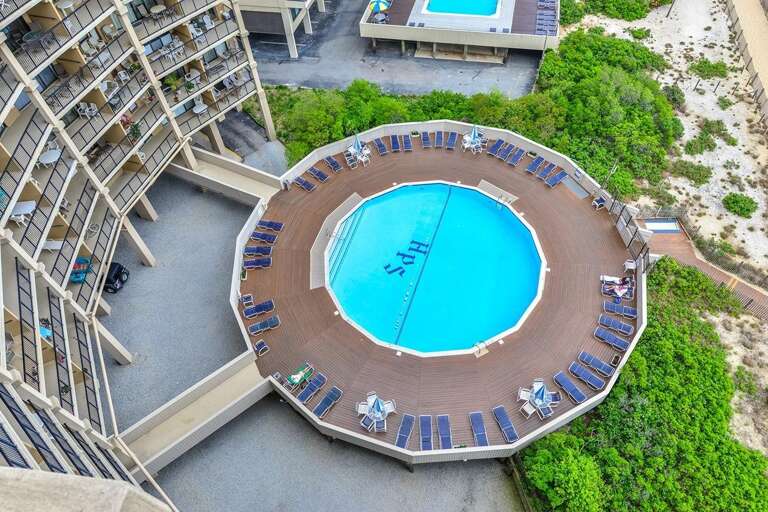 Highpoint-South-Outdoor Pool