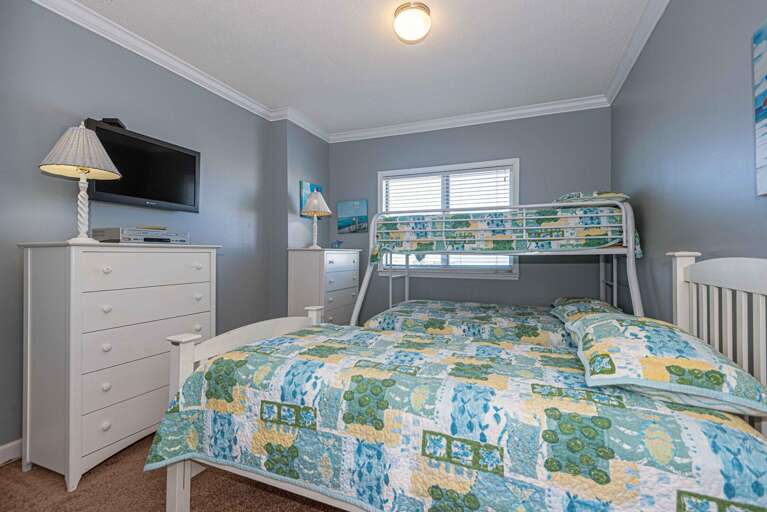  PYRAMID-BUNK-BEDROOM