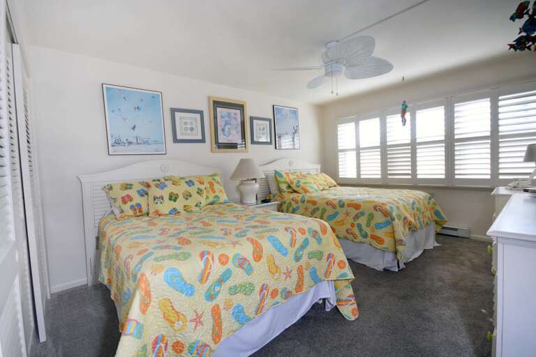 TWO-DOUBLES-BEDROOM TWO-DOUBLES-BEDROOM