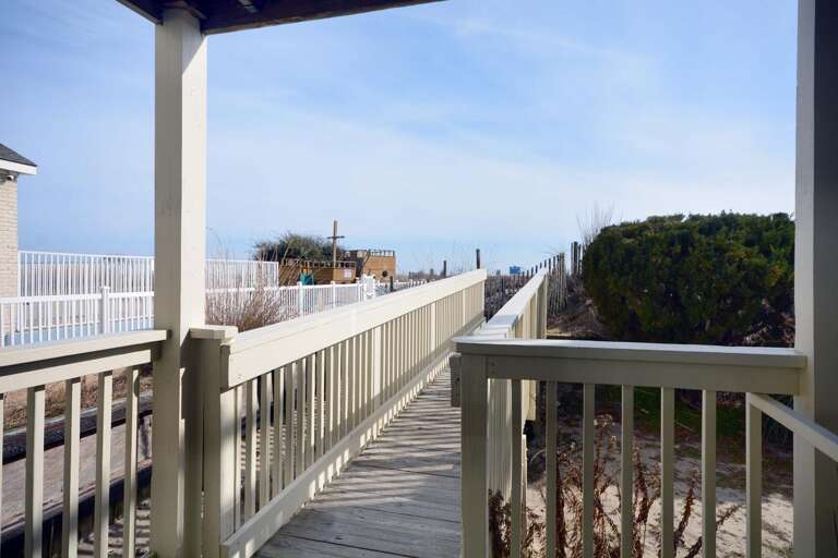 WALKWAY-TO-BEACH WALKWAY-TO-BEACH