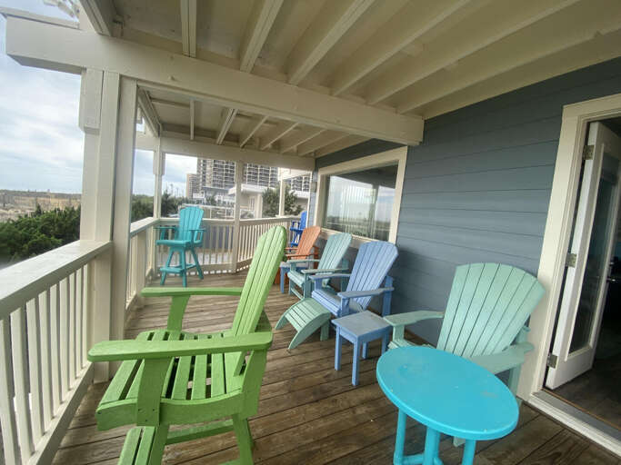 Wrap around deck Wrap around deck