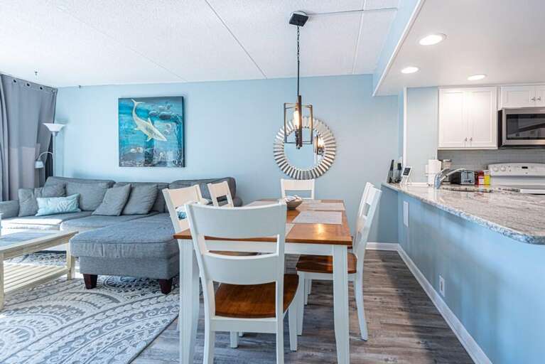 Sea Watch #318 Dining-Area