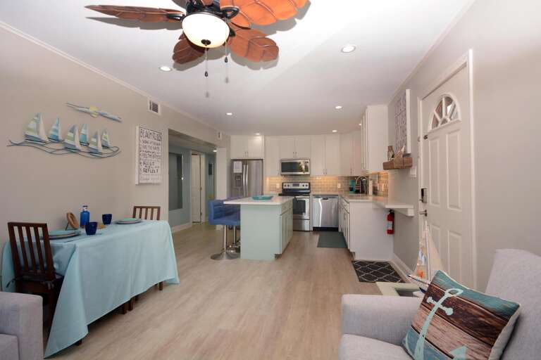 Balmoral Cove Kitchen Area