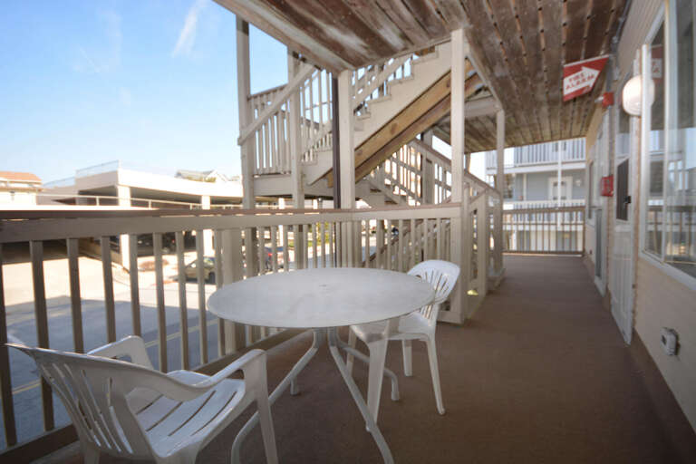 BALCONY BALCONY