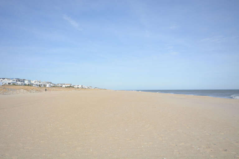 BEACH-IN-FRONT-OF-BUILDING