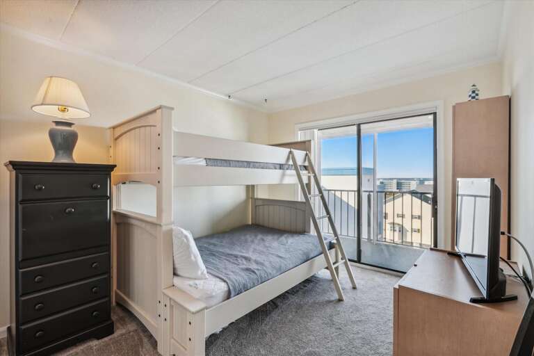 Amber Waves 500- Bedroom 3