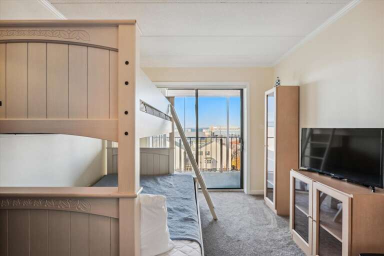 Amber Waves 500- Bedroom 3