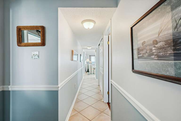 Amber Waves 500- Foyer