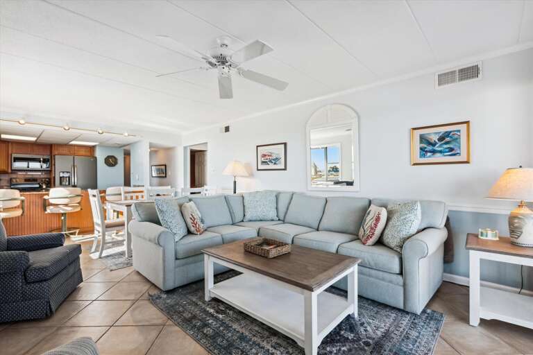 Amber Waves 500- Living Room