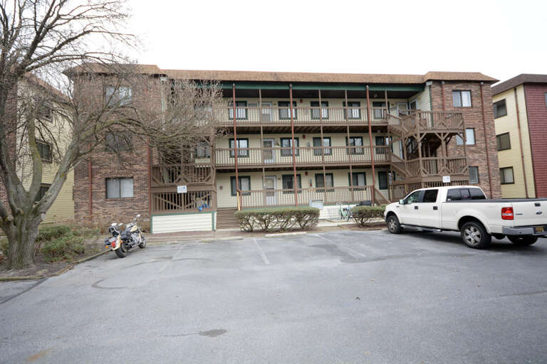 LOST-COLONY-III-335 LOST-COLONY-III-335