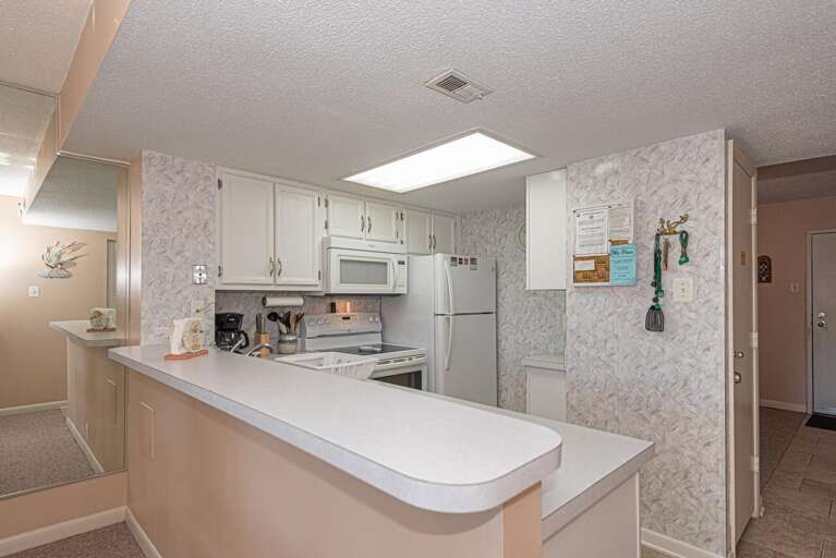 KITCHEN KITCHEN