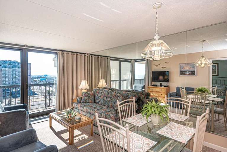 Sea Watch 1117 Ocean City, MD 2 Bedroom Vacation Rental for 8 Guests