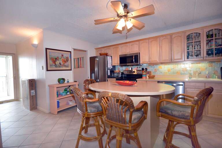 Sea Terrace #605 DINING-AREA