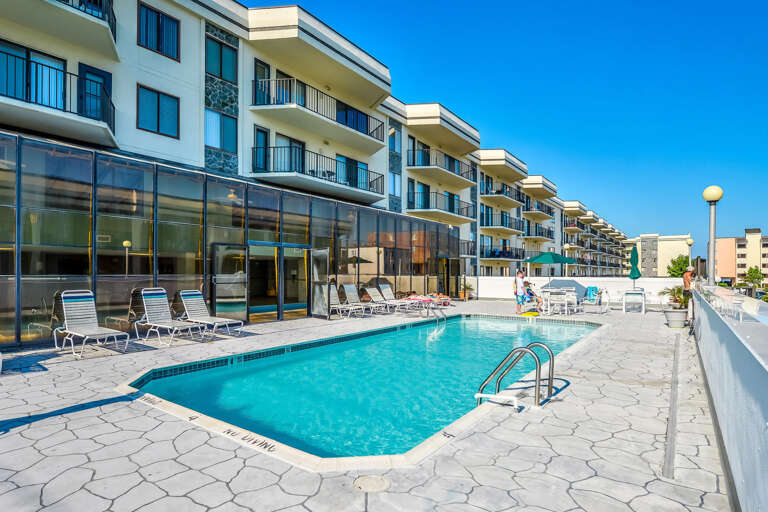 Royal Hawaiian 312 - Outdoor Pool