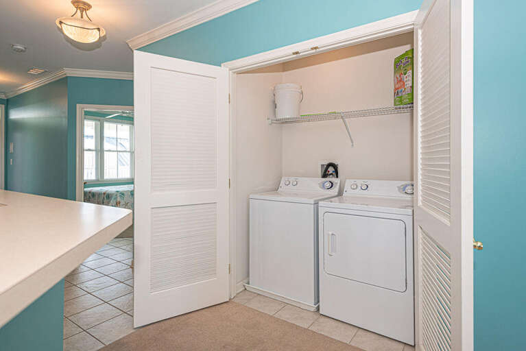 Washer & Dryer Washer & Dryer