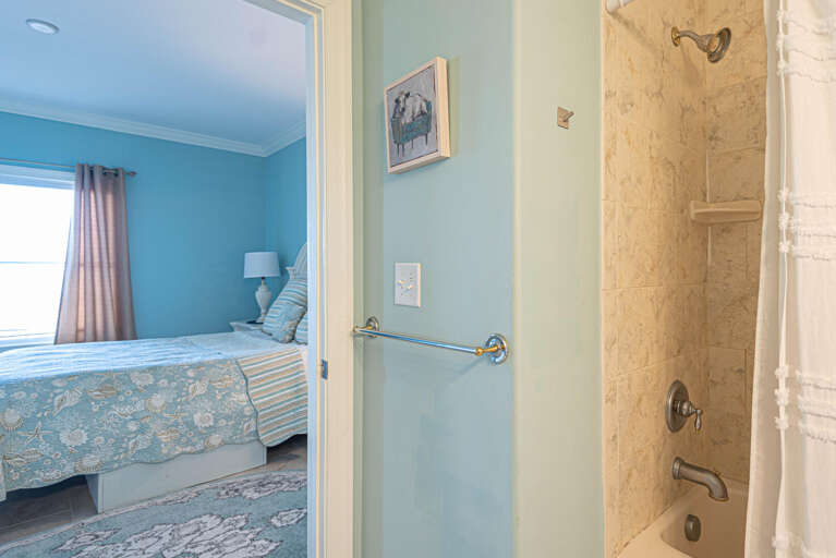 Belmont Towers 602-Second Bathroom