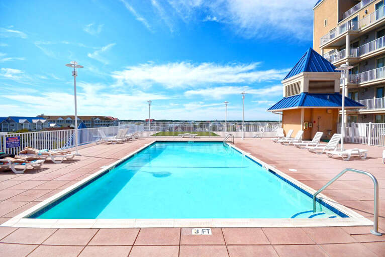 OUTDOOR-POOL OUTDOOR-POOL