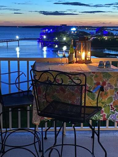NIGHT-VIEW NIGHT-VIEW