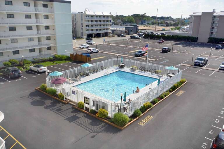 OUTDOOR-POOL OUTDOOR-POOL