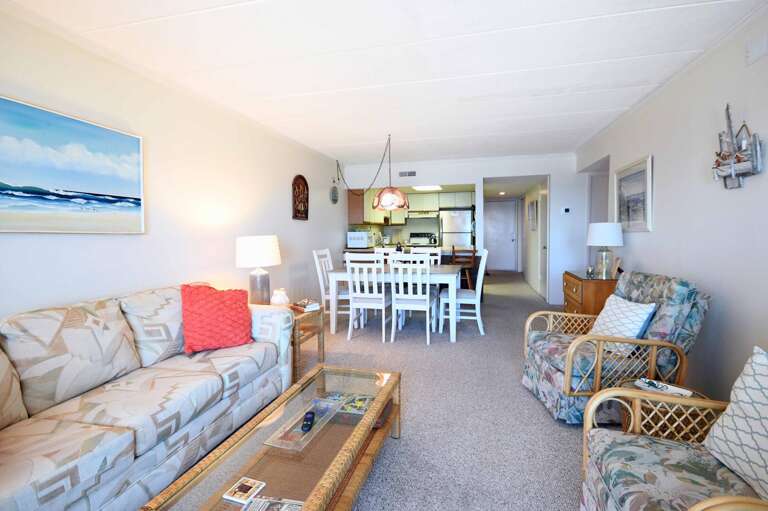 OCEAN PLACE 514-LIVING-AREA