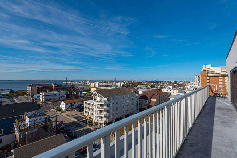 BALCONY-VIEW BALCONY-VIEW