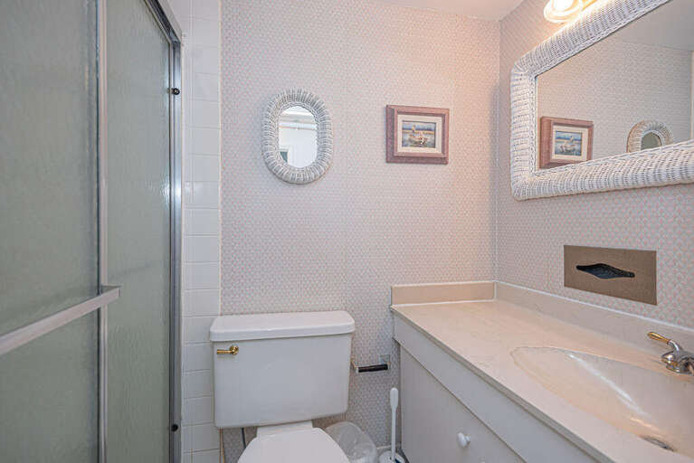 BATHROOM BATHROOM