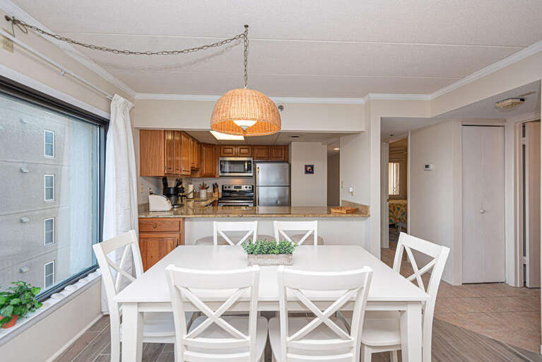 Marigot Beach 401-Dining Room