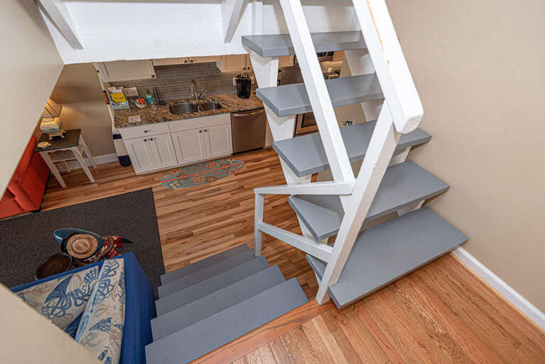 Ocean Colony 34-Stairs